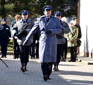 Uczestnicy obchodów Narodowego Dnia Pamięci Żołnierzy Wyklętych podczas uroczystości.