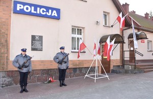 Uczestnicy obchodów Narodowego Dnia Pamięci Żołnierzy Wyklętych podczas uroczystości.