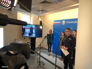 Zdjęcie z briefingu prasowego Rzecznika Prasowego Komendanta Głównego Policji.