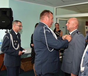 Policjanci w czasie uroczystości Święta Policji, na auli KPP w Starogardzie Gdańskim.