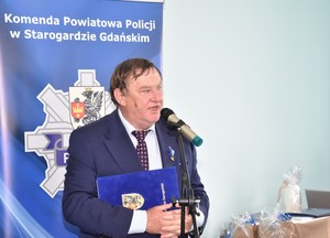 Policjanci w czasie uroczystości Święta Policji, na auli KPP w Starogardzie Gdańskim.