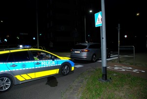 Miejsce wypadku, interweniujące służby, uczestniczące pojazdy.