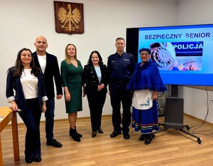 Zdjęcie grupowe organizatorów spotkania.