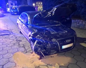 Zdjęcie rozbitego pojazdu.