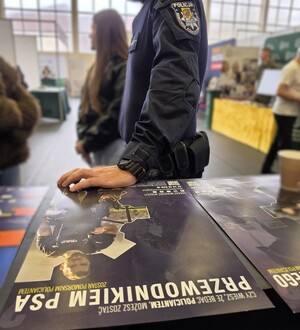 Policyjne stoisko na Targach EduDay